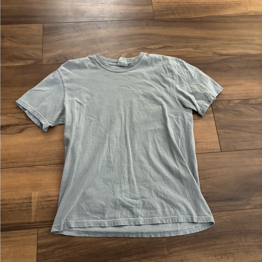 Men's Gray T-Shirt
